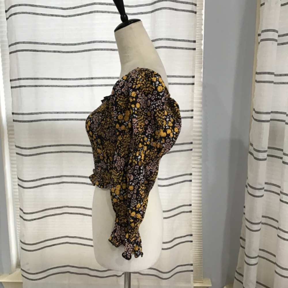 Topshop Women Size 6 Cropped Puff Sleeve Flounce Smocked Blouse Micro Floral - Picture 6 of 11